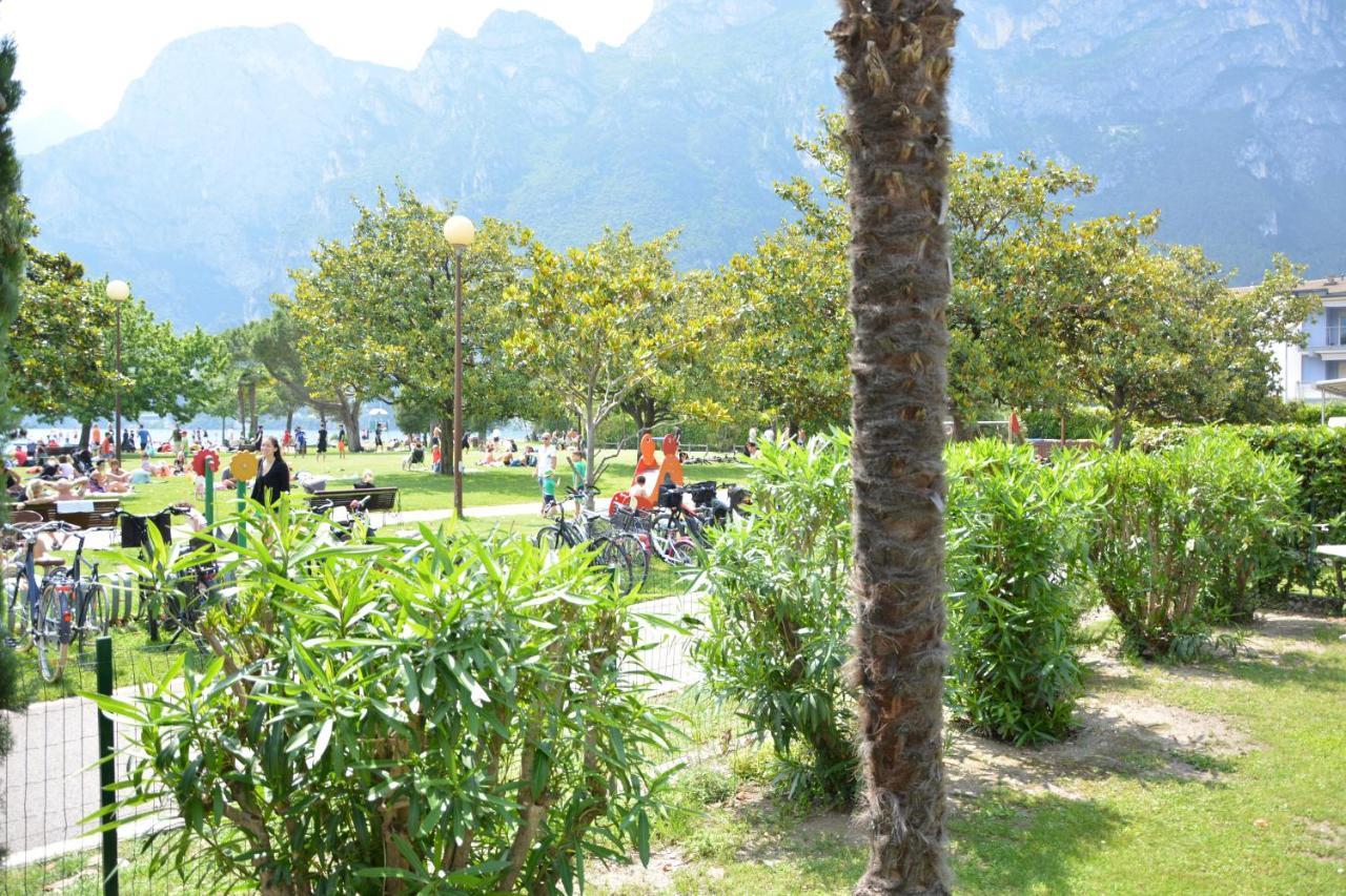 ריבה דל גארדה Terrazza Sul Lago מראה חיצוני תמונה